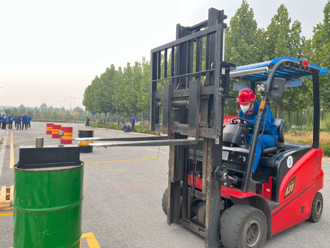 中船風(fēng)帆舉辦第五屆叉車(chē)綜合技能賽